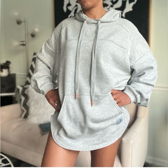Savage X Fenty Platinum Grey Xssential Seamed Hoodie & Black Sky-Hi Leggings - Picture 2 of 14